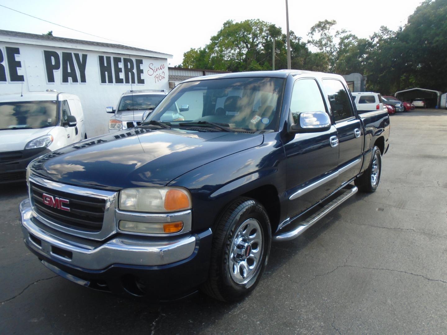 2006 GMC Sierra 1500 (2GTEC13V461) , located at 6112 N Florida Avenue, Tampa, FL, 33604, (888) 521-5131, 27.954929, -82.459534 - Photo#1